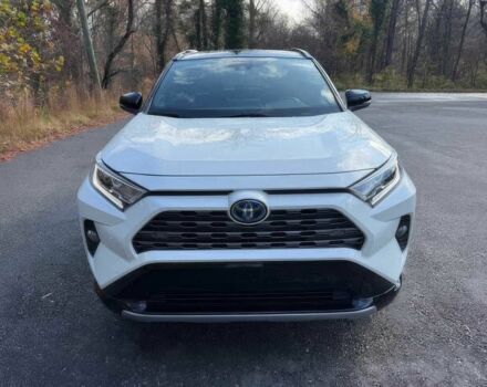 Белый Тойота РАВ 4, объемом двигателя 2.5 л и пробегом 22 тыс. км за 21599 $, фото 1 на Automoto.ua