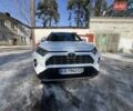 Белый Тойота РАВ 4, объемом двигателя 2.49 л и пробегом 129 тыс. км за 30500 $, фото 1 на Automoto.ua