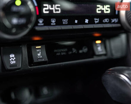 Белый Тойота РАВ 4, объемом двигателя 1.99 л и пробегом 55 тыс. км за 29900 $, фото 24 на Automoto.ua