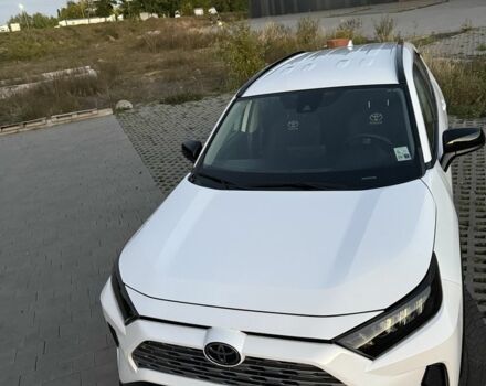 Білий Тойота РАВ 4, об'ємом двигуна 2.5 л та пробігом 64 тис. км за 27000 $, фото 2 на Automoto.ua