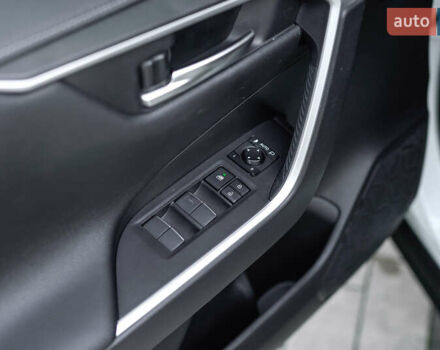 Белый Тойота РАВ 4, объемом двигателя 1.99 л и пробегом 55 тыс. км за 29900 $, фото 26 на Automoto.ua