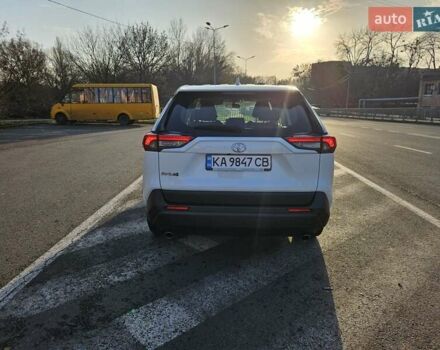 Білий Тойота РАВ 4, об'ємом двигуна 1.99 л та пробігом 149 тис. км за 21500 $, фото 4 на Automoto.ua