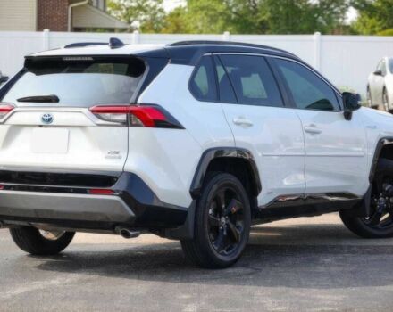 Білий Тойота РАВ 4, об'ємом двигуна 2.5 л та пробігом 21 тис. км за 20000 $, фото 5 на Automoto.ua