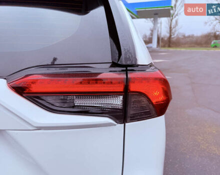 Белый Тойота РАВ 4, объемом двигателя 2 л и пробегом 95 тыс. км за 24999 $, фото 8 на Automoto.ua