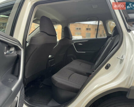 Белый Тойота РАВ 4, объемом двигателя 2.5 л и пробегом 97 тыс. км за 29900 $, фото 23 на Automoto.ua