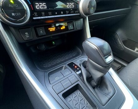 Белый Тойота РАВ 4, объемом двигателя 2 л и пробегом 75 тыс. км за 28399 $, фото 7 на Automoto.ua