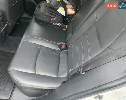 Білий Тойота РАВ 4, об'ємом двигуна 2.49 л та пробігом 92 тис. км за 36300 $, фото 13 на Automoto.ua