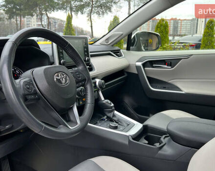 Белый Тойота РАВ 4, объемом двигателя 2.49 л и пробегом 99 тыс. км за 34800 $, фото 9 на Automoto.ua