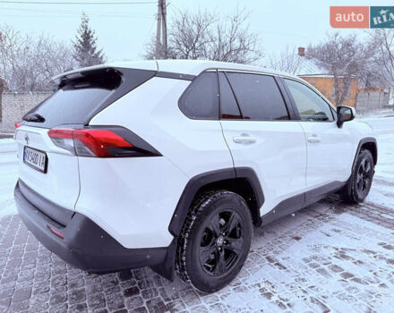 Білий Тойота РАВ 4, об'ємом двигуна 2 л та пробігом 95 тис. км за 24700 $, фото 27 на Automoto.ua