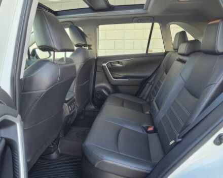 Білий Тойота РАВ 4, об'ємом двигуна 2.5 л та пробігом 24 тис. км за 12500 $, фото 13 на Automoto.ua