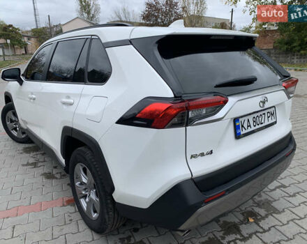 Белый Тойота РАВ 4, объемом двигателя 1.99 л и пробегом 119 тыс. км за 30000 $, фото 4 на Automoto.ua
