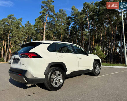 Белый Тойота РАВ 4, объемом двигателя 1.99 л и пробегом 108 тыс. км за 28500 $, фото 3 на Automoto.ua