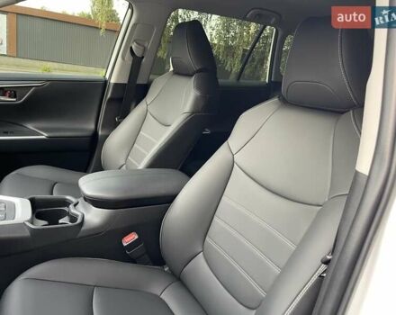 Белый Тойота РАВ 4, объемом двигателя 2.49 л и пробегом 67 тыс. км за 34700 $, фото 33 на Automoto.ua