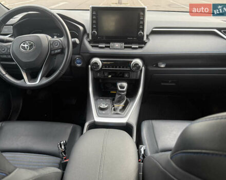 Білий Тойота РАВ 4, об'ємом двигуна 2.49 л та пробігом 36 тис. км за 36000 $, фото 7 на Automoto.ua