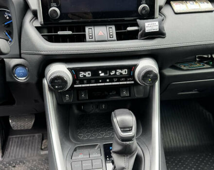 Белый Тойота РАВ 4, объемом двигателя 2.5 л и пробегом 29 тыс. км за 37999 $, фото 5 на Automoto.ua