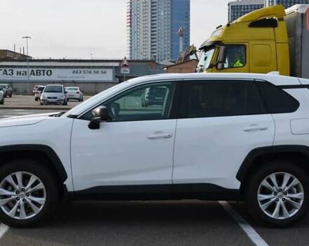 Белый Тойота РАВ 4, объемом двигателя 2.49 л и пробегом 62 тыс. км за 28999 $, фото 4 на Automoto.ua