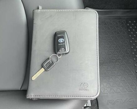 Белый Тойота РАВ 4, объемом двигателя 2.49 л и пробегом 67 тыс. км за 34800 $, фото 69 на Automoto.ua