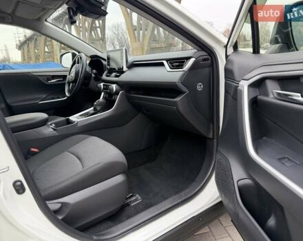 Білий Тойота РАВ 4, об'ємом двигуна 1.99 л та пробігом 25 тис. км за 30500 $, фото 10 на Automoto.ua