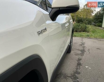 Белый Тойота РАВ 4, объемом двигателя 2.49 л и пробегом 67 тыс. км за 34700 $, фото 11 на Automoto.ua