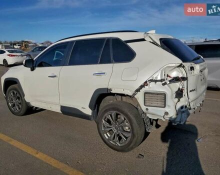 Белый Тойота РАВ 4, объемом двигателя 2.49 л и пробегом 51 тыс. км за 8000 $, фото 1 на Automoto.ua