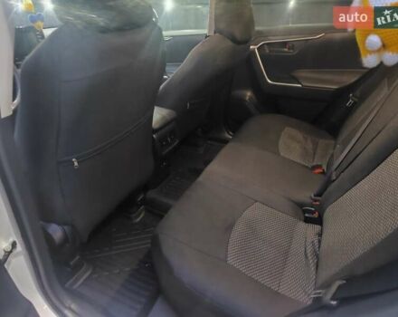 Белый Тойота РАВ 4, объемом двигателя 1.99 л и пробегом 25 тыс. км за 32000 $, фото 18 на Automoto.ua