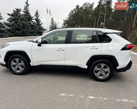Белый Тойота РАВ 4, объемом двигателя 2 л и пробегом 110 тыс. км за 28000 $, фото 17 на Automoto.ua