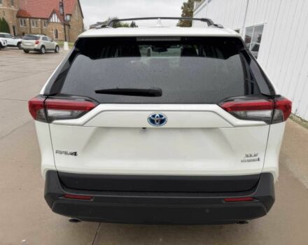 Белый Тойота РАВ 4, объемом двигателя 2.5 л и пробегом 18 тыс. км за 12500 $, фото 5 на Automoto.ua