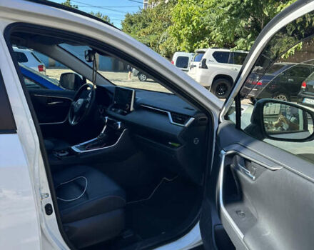 Білий Тойота РАВ 4, об'ємом двигуна 2.49 л та пробігом 56 тис. км за 38500 $, фото 6 на Automoto.ua