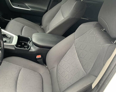 Белый Тойота РАВ 4, объемом двигателя 1.99 л и пробегом 119 тыс. км за 30000 $, фото 29 на Automoto.ua