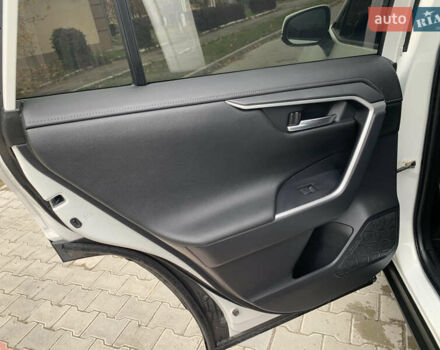 Белый Тойота РАВ 4, объемом двигателя 1.99 л и пробегом 119 тыс. км за 30000 $, фото 18 на Automoto.ua