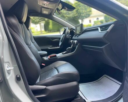 Белый Тойота РАВ 4, объемом двигателя 2.5 л и пробегом 21 тыс. км за 22400 $, фото 8 на Automoto.ua