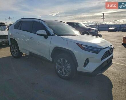 Белый Тойота РАВ 4, объемом двигателя 2.49 л и пробегом 51 тыс. км за 8000 $, фото 4 на Automoto.ua