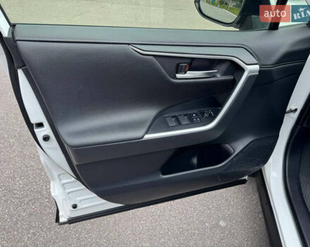 Белый Тойота РАВ 4, объемом двигателя 2 л и пробегом 110 тыс. км за 28000 $, фото 35 на Automoto.ua