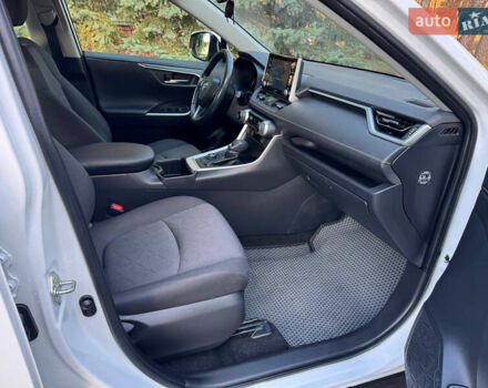 Белый Тойота РАВ 4, объемом двигателя 1.99 л и пробегом 108 тыс. км за 28500 $, фото 30 на Automoto.ua