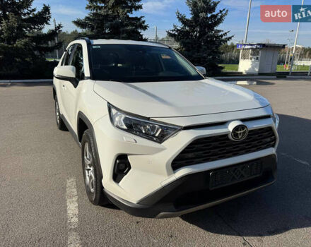 Белый Тойота РАВ 4, объемом двигателя 1.99 л и пробегом 108 тыс. км за 28500 $, фото 1 на Automoto.ua
