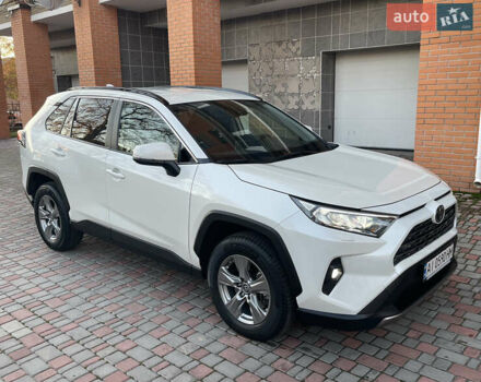 Тойота РАВ 4 2022 в Киеве на Automoto.ua Белый Тойота РАВ 4, объемом двигателя 2 л и пробегом 48 тыс. км за 31800 $, фото 12 на Automoto.ua