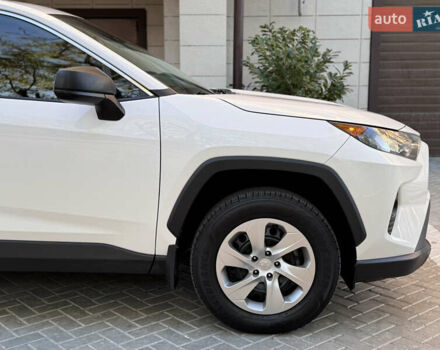 Білий Тойота РАВ 4, об'ємом двигуна 2.5 л та пробігом 98 тис. км за 26900 $, фото 7 на Automoto.ua