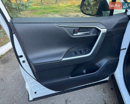 Белый Тойота РАВ 4, объемом двигателя 1.99 л и пробегом 108 тыс. км за 28500 $, фото 25 на Automoto.ua