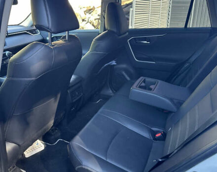 Білий Тойота РАВ 4, об'ємом двигуна 2.49 л та пробігом 56 тис. км за 38500 $, фото 5 на Automoto.ua