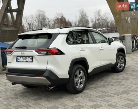 Білий Тойота РАВ 4, об'ємом двигуна 1.99 л та пробігом 25 тис. км за 30500 $, фото 7 на Automoto.ua