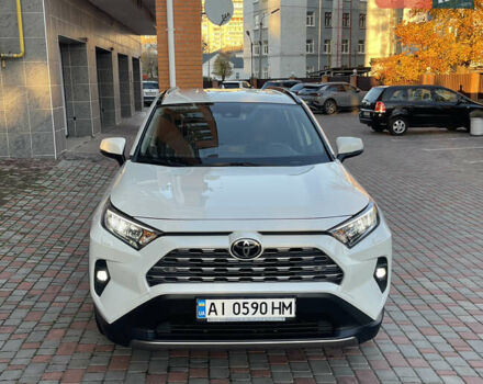 Тойота РАВ 4 2022 в Киеве на Automoto.ua Белый Тойота РАВ 4, объемом двигателя 2 л и пробегом 48 тыс. км за 31800 $, фото 11 на Automoto.ua