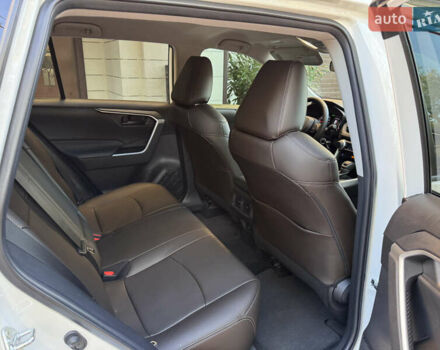 Білий Тойота РАВ 4, об'ємом двигуна 2.5 л та пробігом 98 тис. км за 26900 $, фото 51 на Automoto.ua