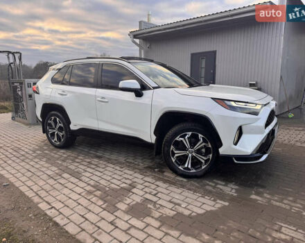 Белый Тойота РАВ 4, объемом двигателя 2.49 л и пробегом 53 тыс. км за 44000 $, фото 2 на Automoto.ua