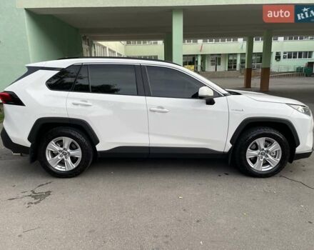 Белый Тойота РАВ 4, объемом двигателя 2.49 л и пробегом 67 тыс. км за 34700 $, фото 3 на Automoto.ua