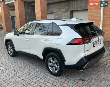 Тойота РАВ 4 2022 в Киеве на Automoto.ua Белый Тойота РАВ 4, объемом двигателя 2 л и пробегом 48 тыс. км за 31800 $, фото 5 на Automoto.ua