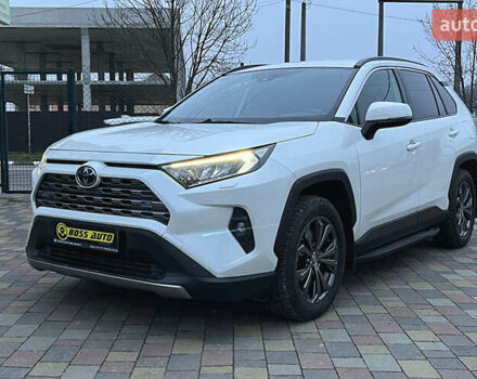 Белый Тойота РАВ 4, объемом двигателя 2 л и пробегом 13 тыс. км за 40000 $, фото 2 на Automoto.ua