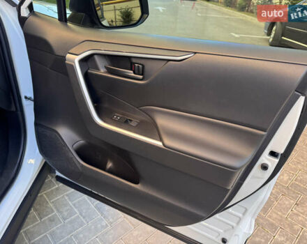 Білий Тойота РАВ 4, об'ємом двигуна 2.5 л та пробігом 98 тис. км за 26900 $, фото 58 на Automoto.ua