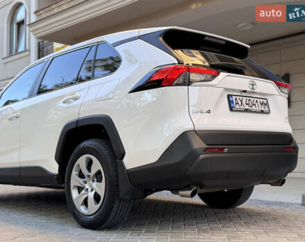 Білий Тойота РАВ 4, об'ємом двигуна 2.5 л та пробігом 98 тис. км за 26900 $, фото 31 на Automoto.ua