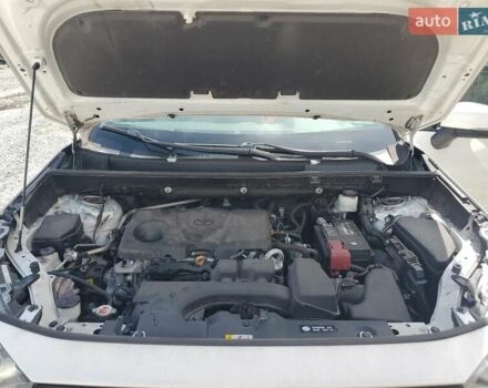 Білий Тойота РАВ 4, об'ємом двигуна 2.49 л та пробігом 143 тис. км за 9000 $, фото 11 на Automoto.ua