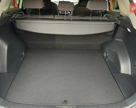 Белый Тойота РАВ 4, объемом двигателя 2 л и пробегом 20 тыс. км за 28752 $, фото 9 на Automoto.ua